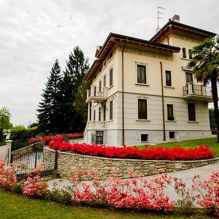 Villa Chiara B&B Biandronno Exterior photo
